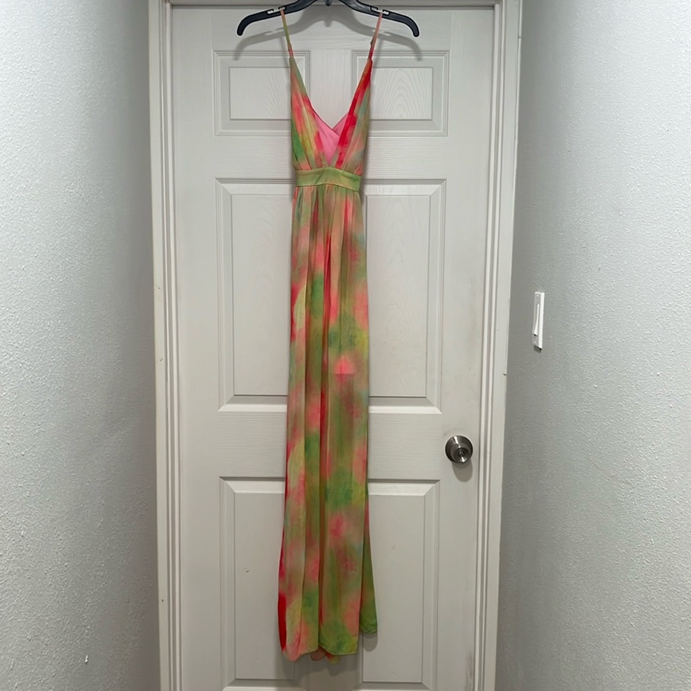 Luxxel watercolor maxi dress in EUC, size Small, so beautiful!